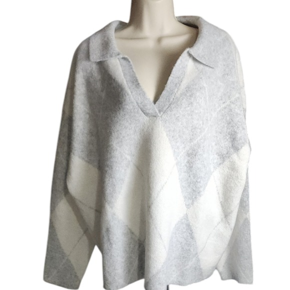 a new day Sweaters - A New Day Womens Grey Cream Argyle Polo Collar V-Neck Sweater 1X NWT